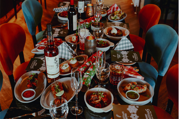 Elegant Indoor and Outdoor Catering Table Setup